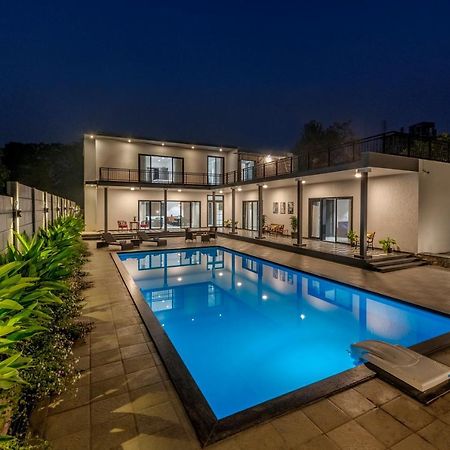 Saffronstays Mayfair Gardens 4 Bedroom Petfriendly Pool Villa Alībāg Esterno foto