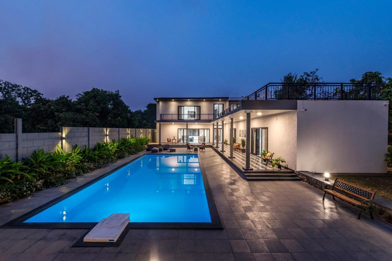 Saffronstays Mayfair Gardens 4 Bedroom Petfriendly Pool Villa Alībāg Esterno foto
