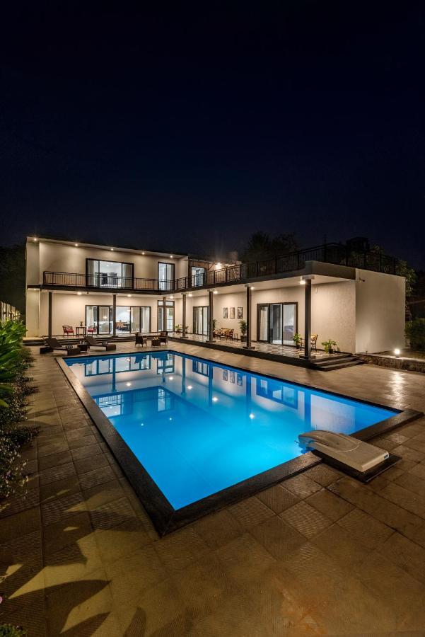Saffronstays Mayfair Gardens 4 Bedroom Petfriendly Pool Villa Alībāg Esterno foto