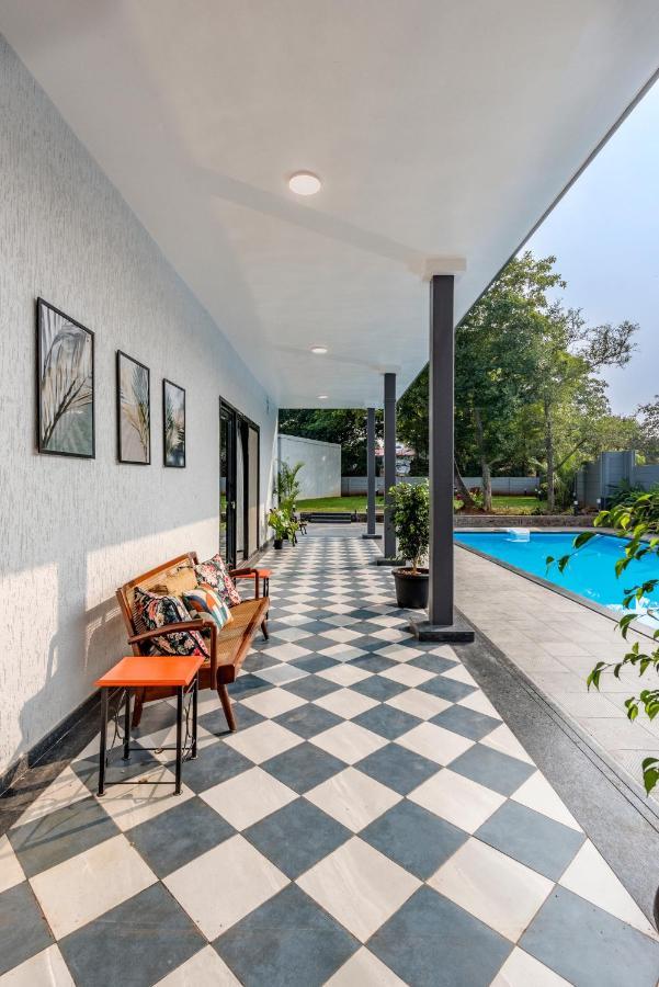 Saffronstays Mayfair Gardens 4 Bedroom Petfriendly Pool Villa Alībāg Esterno foto